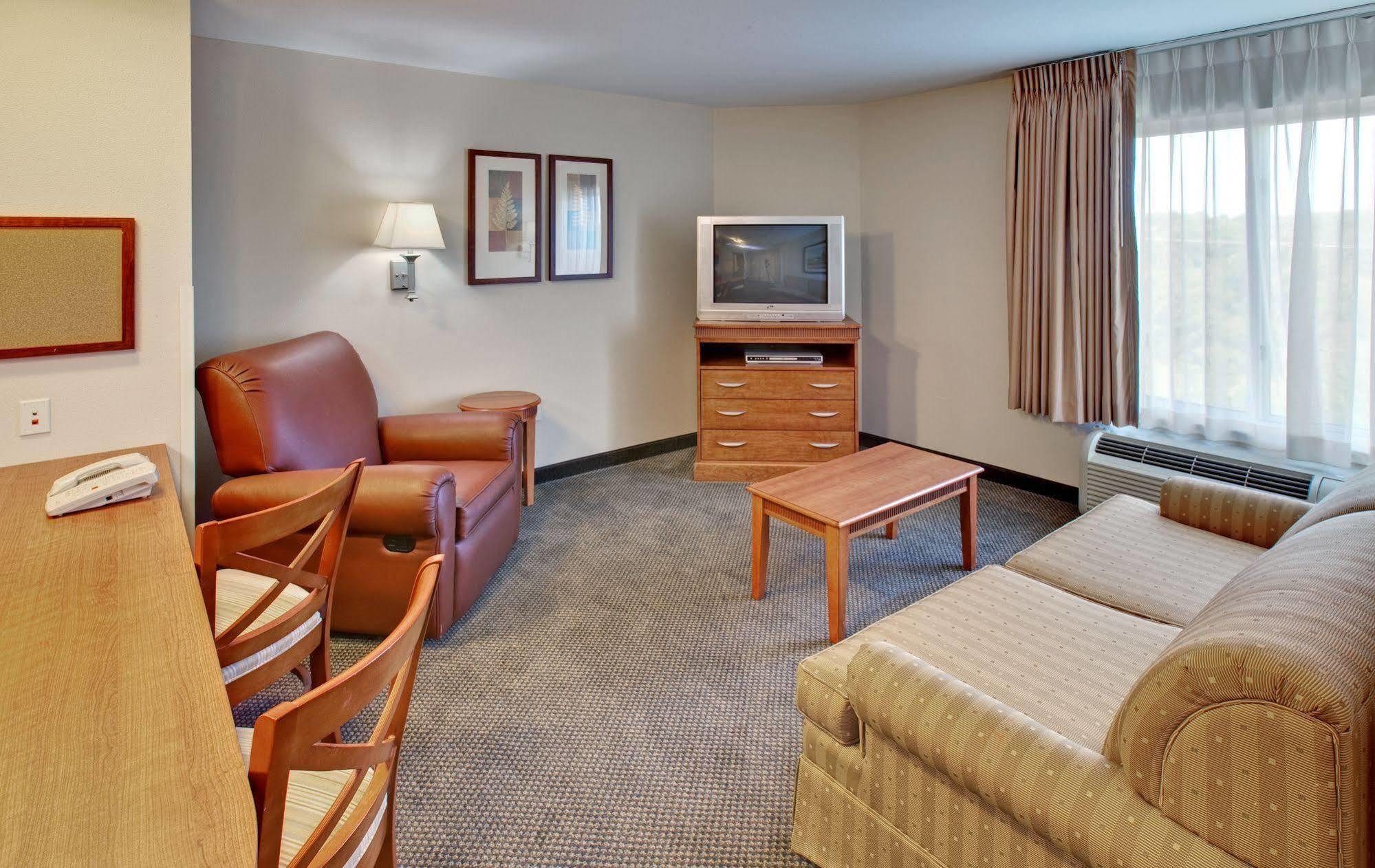 Candlewood Suites Lincoln By Ihg מראה חיצוני תמונה