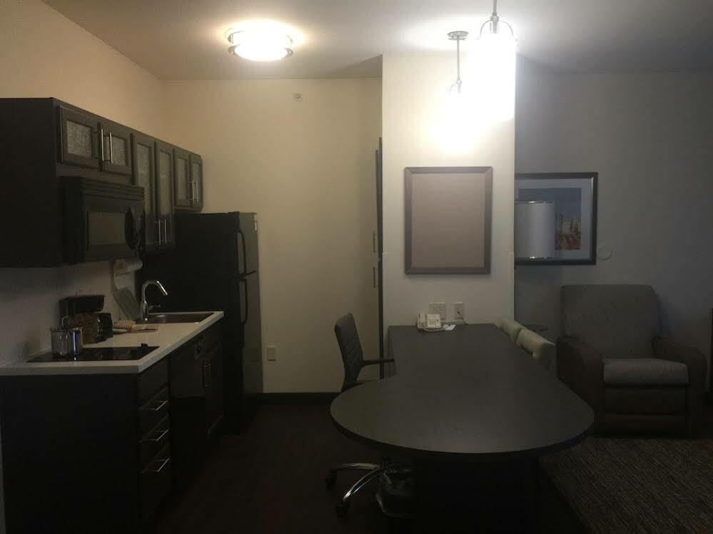 Candlewood Suites Lincoln By Ihg מראה חיצוני תמונה